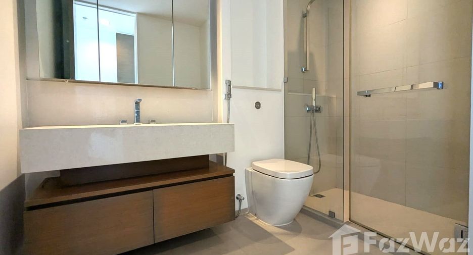 For rent 3 bedrooms condo in Sathon, Bangkok