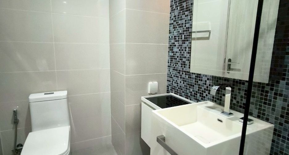 Wohnung zur Miete mit 1 Zimmer in Bang Sue, Bangkok