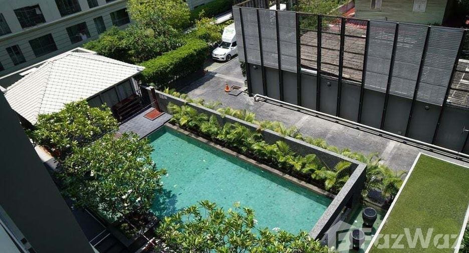 For rent 2 bedrooms condo in Pathum Wan, Bangkok