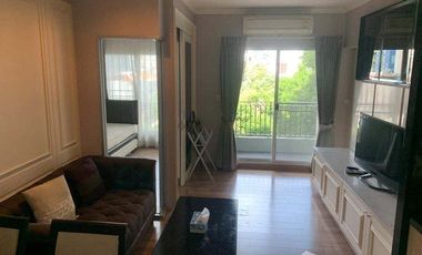 Wohnung zur Miete mit 2 Zimmer in Pathum Wan, Bangkok