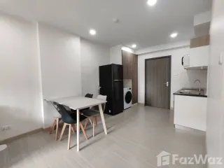 For rent 2 bedrooms condo in Bang Phlat, Bangkok