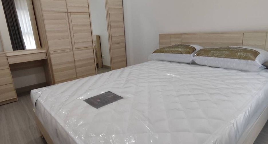 For rent 2 bedrooms condo in Bang Phlat, Bangkok