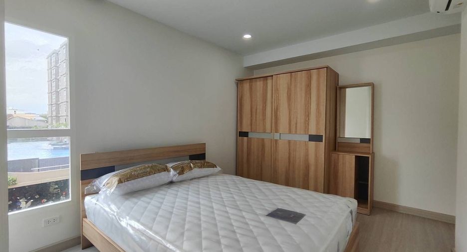 For rent 2 bedrooms condo in Bang Phlat, Bangkok