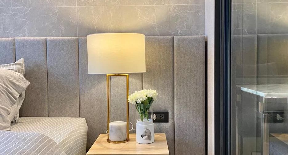 Condo en alquiler de 1 habitaciones en Pathum Wan, Bangkok