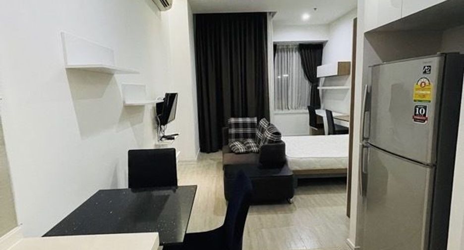 Wohnung zur Miete mit Studio in Huai Khwang, Bangkok