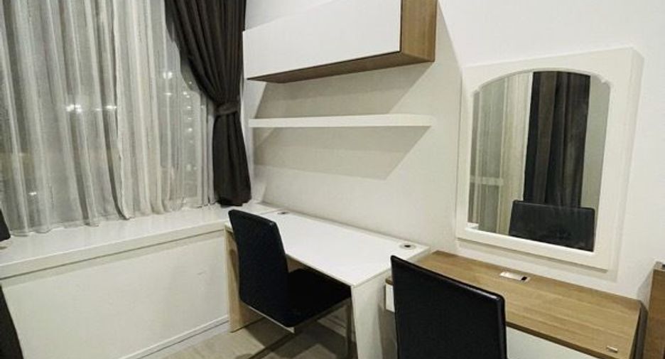 Wohnung zur Miete mit Studio in Huai Khwang, Bangkok