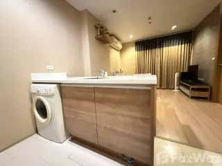 Condo en alquiler de 1 habitaciones en Huai Khwang, Bangkok