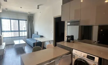 Wohnung zur Miete mit 2 Zimmer in Huai Khwang, Bangkok