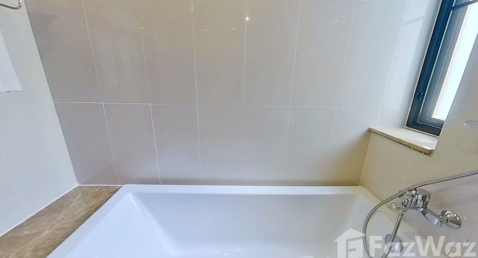For rent 2 bedrooms apartment in Khlong Toei, Bangkok
