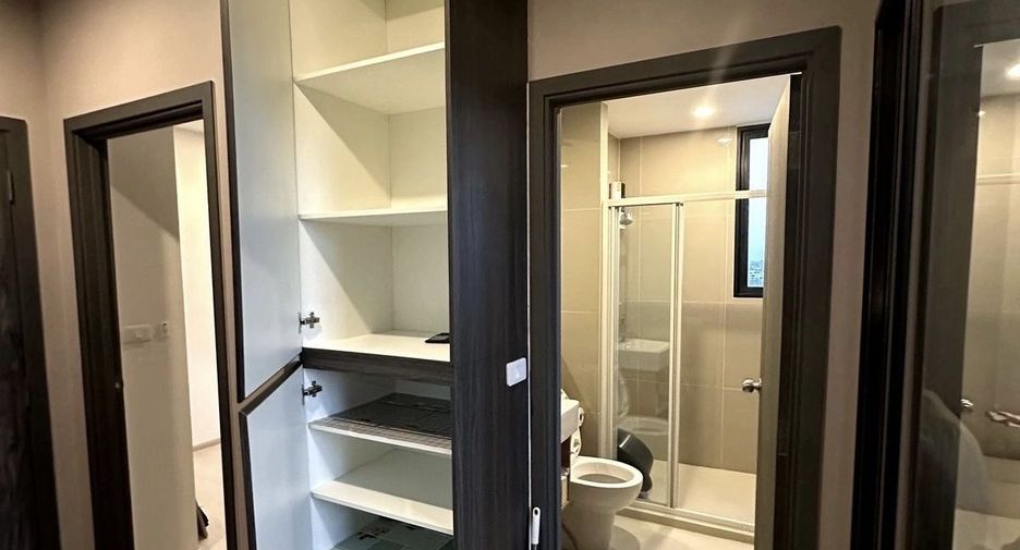 Condo en alquiler de 2 habitaciones en Bang Na, Bangkok