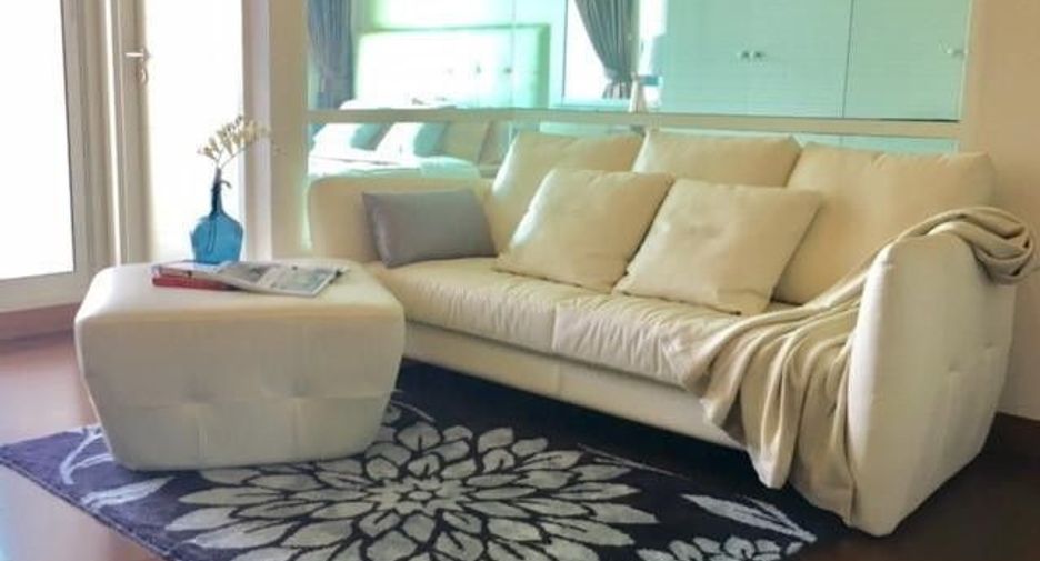 For rent 1 bed condo in Watthana, Bangkok