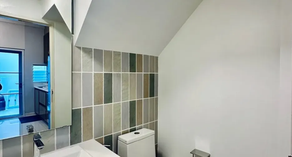 Haus zur Miete mit 3 Zimmer in Prawet, Bangkok