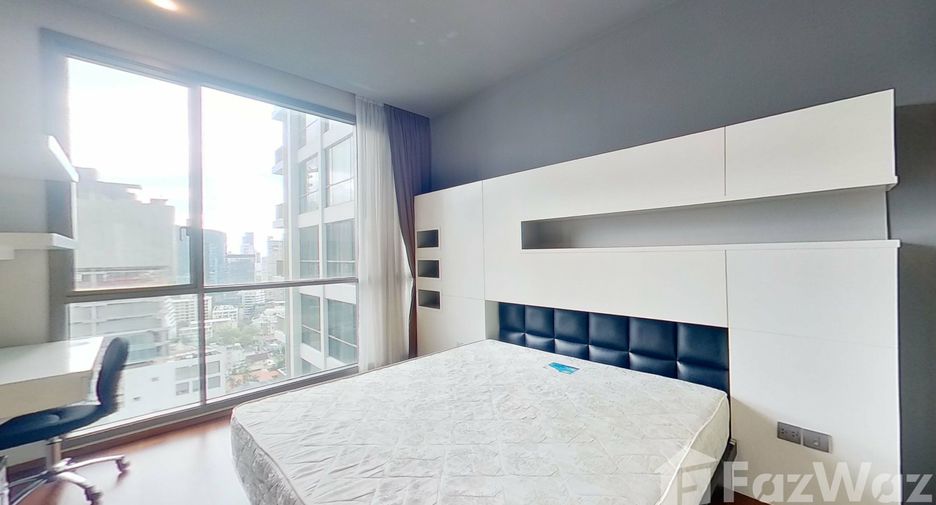 For rent 2 bedrooms condo in Watthana, Bangkok