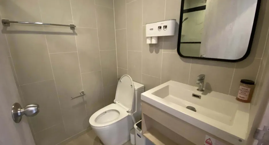 Condo en alquiler de 2 habitaciones en Bang Kapi, Bangkok
