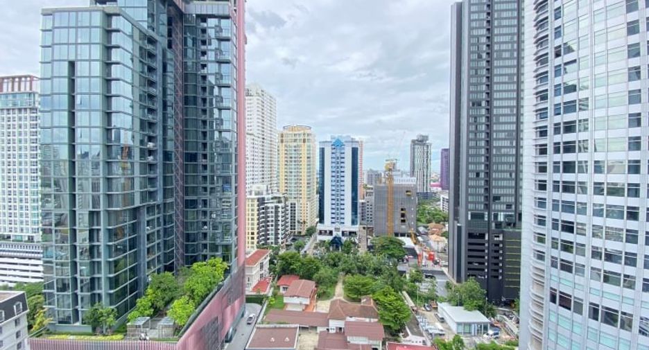 À louer 1 chambre condo à Khlong Toei, Bangkok