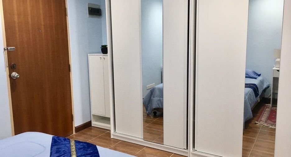 For rent studio condo in Watthana, Bangkok