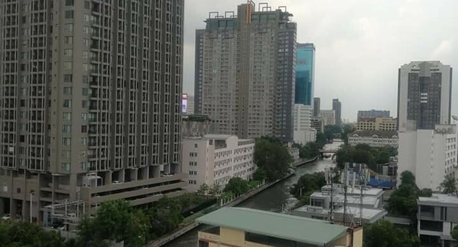 Condo en alquiler de 2 habitaciones en Watthana, Bangkok