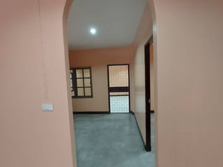 Haus zur Miete mit 5 Zimmer in Bang Khen, Bangkok