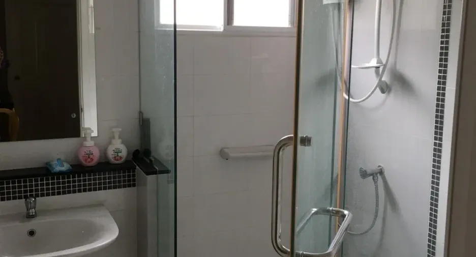 For rent 3 bedrooms house in Suan Luang, Bangkok