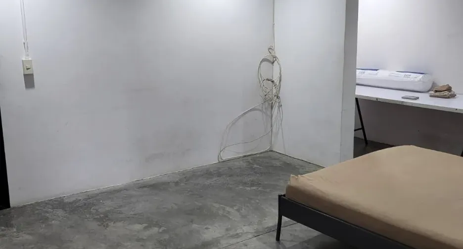 Haus zur Miete mit 3 Zimmer in Phra Khanong, Bangkok