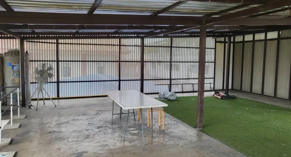 Haus zur Miete mit 3 Zimmer in Phra Khanong, Bangkok