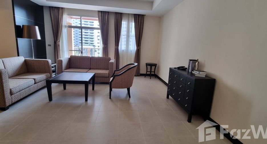 For rent 3 bedrooms condo in Watthana, Bangkok