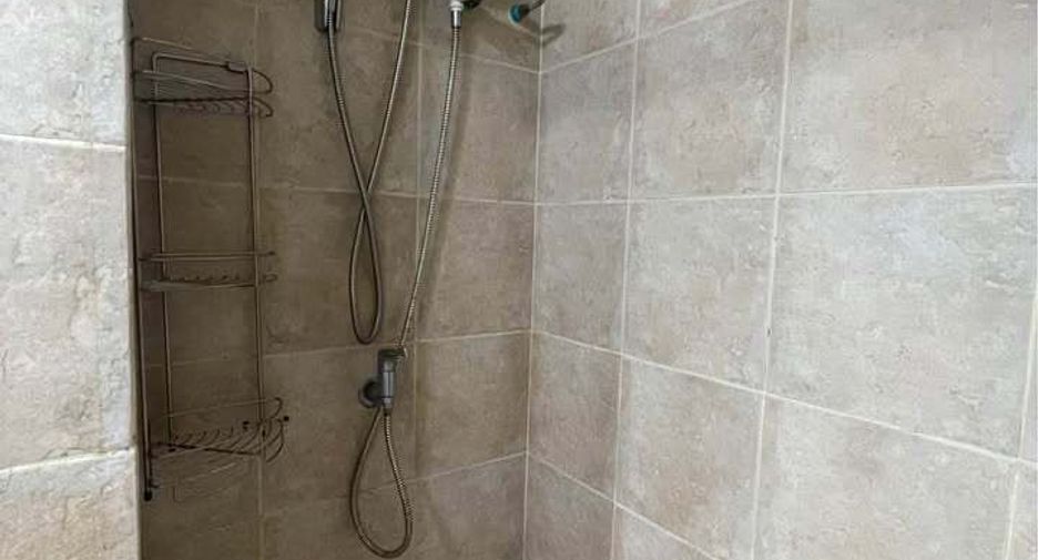 For rent 1 bed condo in Phaya Thai, Bangkok