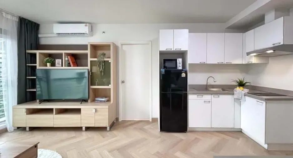 For rent 1 bed condo in Phaya Thai, Bangkok