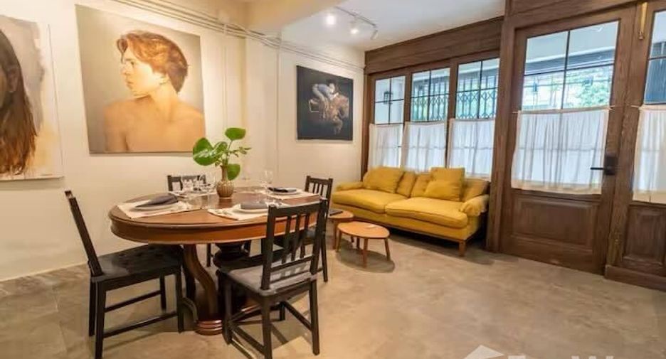 For rent 2 bedrooms retail Space in Yan Nawa, Bangkok