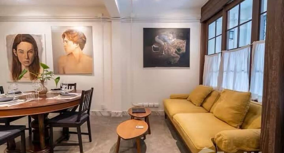 For rent 2 bedrooms retail Space in Yan Nawa, Bangkok