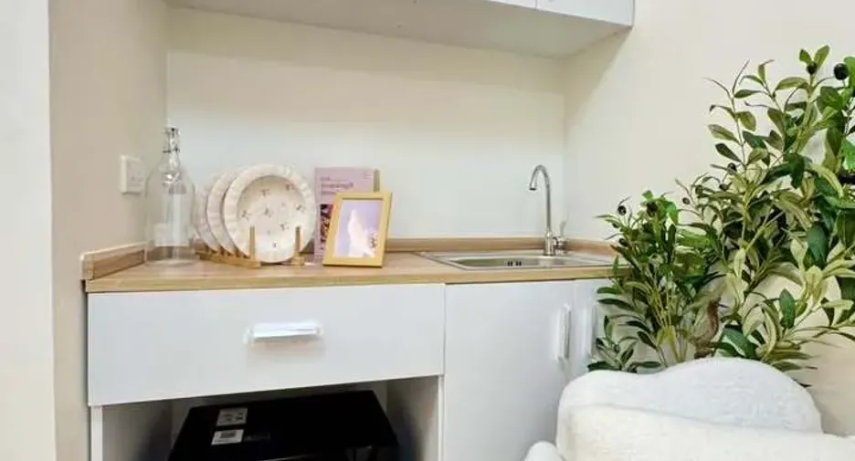 For rent 1 bed condo in Huai Khwang, Bangkok