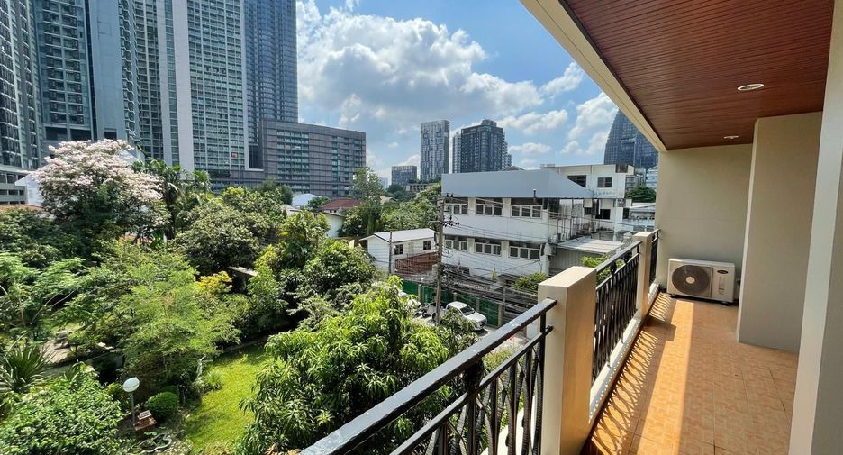 出租 3 卧室 公寓 在 Khlong Toei, 曼谷