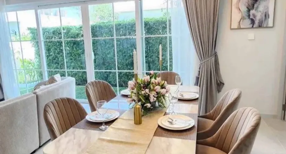 Casa en alquiler de 3 habitaciones en Bang Phli, Samut Prakan