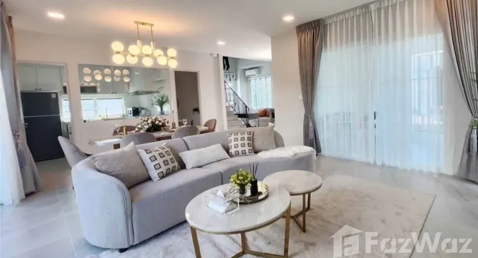 Casa en alquiler de 3 habitaciones en Bang Phli, Samut Prakan