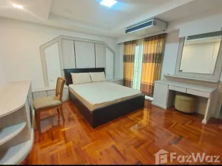 À louer 3 chambres condo à Watthana, Bangkok