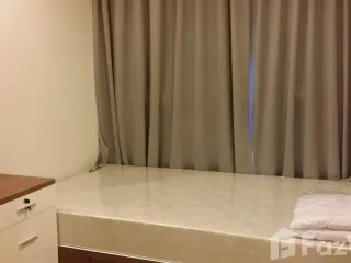 For rent 2 bedrooms condo in Ratchathewi, Bangkok