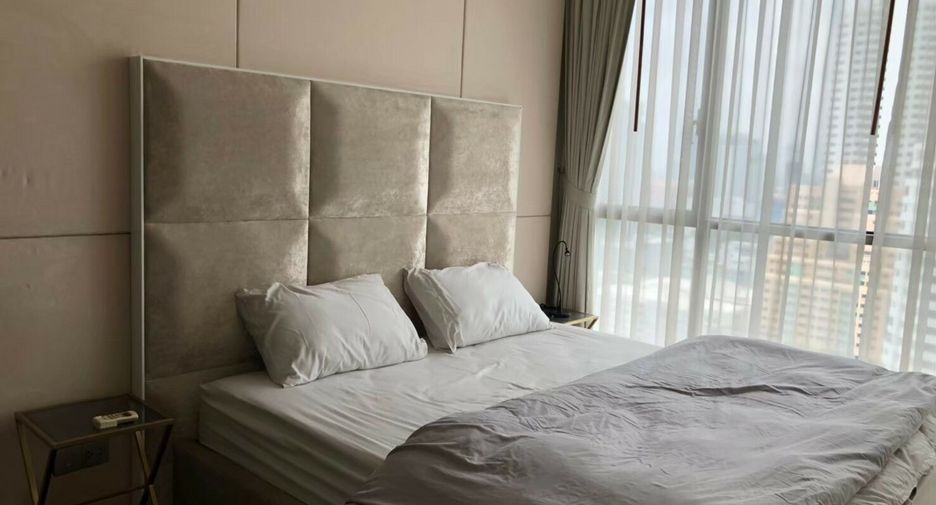 For rent 2 bedrooms condo in Watthana, Bangkok