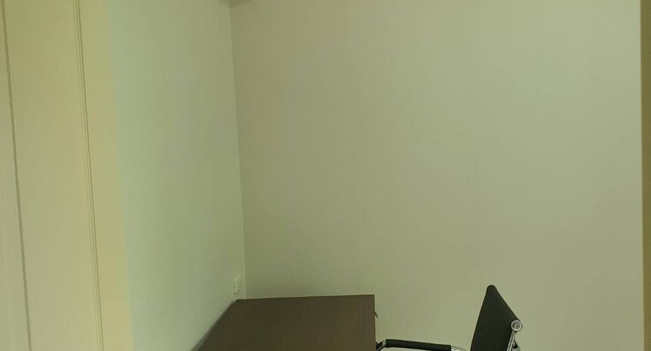 For rent 2 bedrooms condo in Bang Phlat, Bangkok