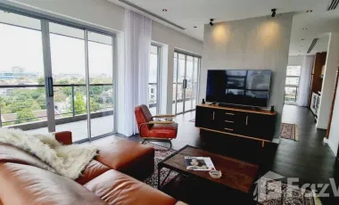 For rent 3 bedrooms condo in Watthana, Bangkok