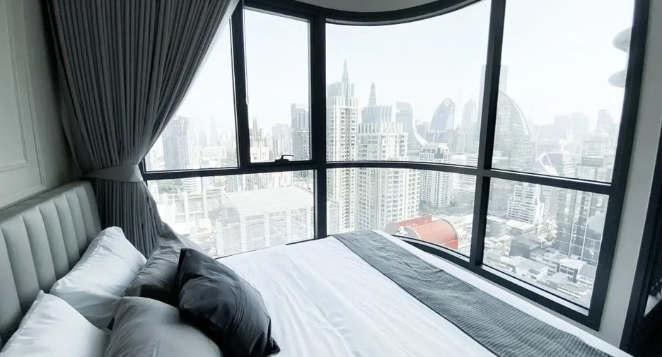 For rent 1 bed condo in Pathum Wan, Bangkok
