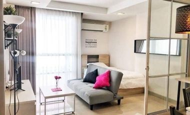 Wohnung zur Miete mit 2 Zimmer in Huai Khwang, Bangkok