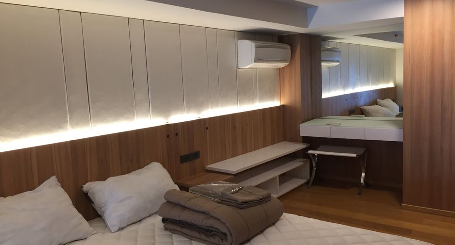 For rent 1 bed condo in Watthana, Bangkok