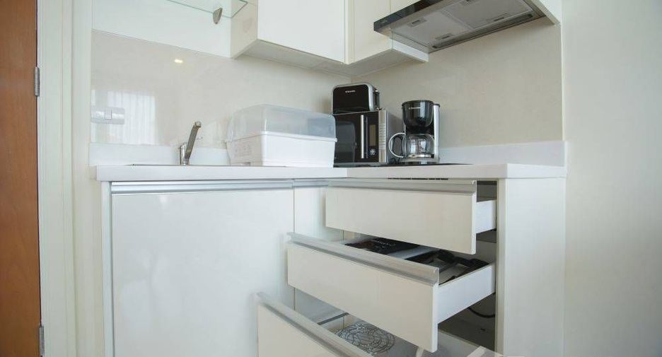 For rent 1 bed apartment in Khlong Toei, Bangkok