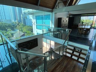For rent 5 bedrooms condo in Watthana, Bangkok
