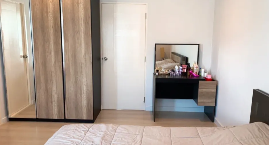 For rent 2 bedrooms townhouse in Bang Bo, Samut Prakan