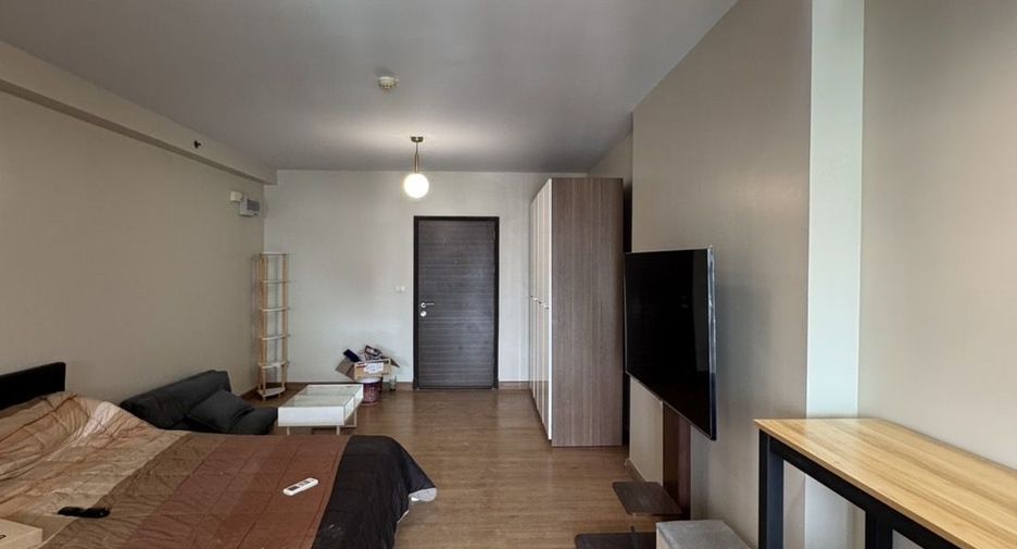 Wohnung zur Miete mit Studio in Watthana, Bangkok