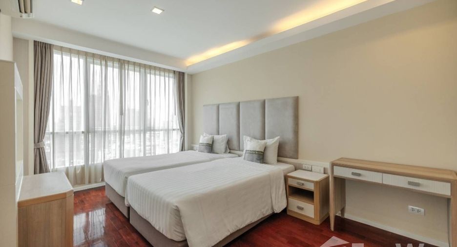 For rent 2 bedrooms apartment in Khlong Toei, Bangkok