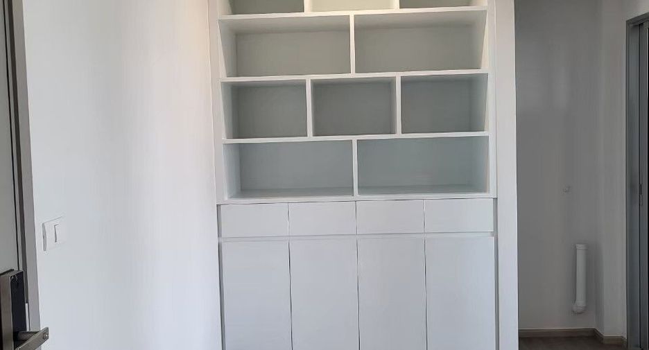For rent 2 bedrooms condo in Phasi Charoen, Bangkok
