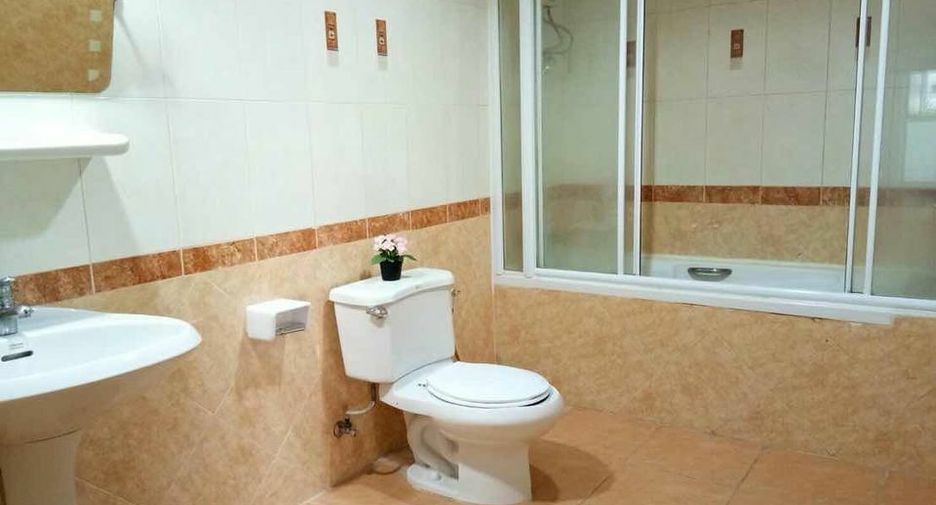 Condo en alquiler de 2 habitaciones en Watthana, Bangkok