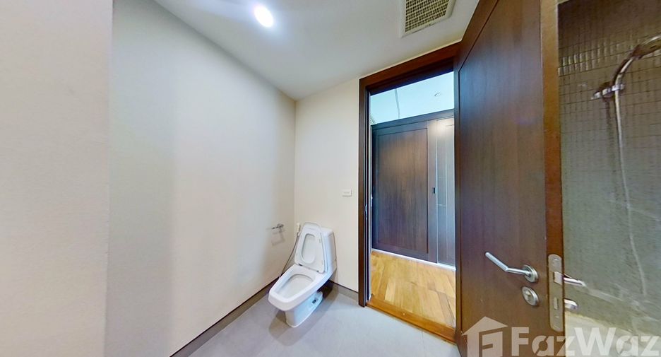 À louer 3 chambres condo à Watthana, Bangkok